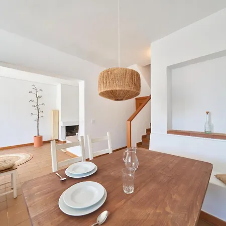 Casa *
